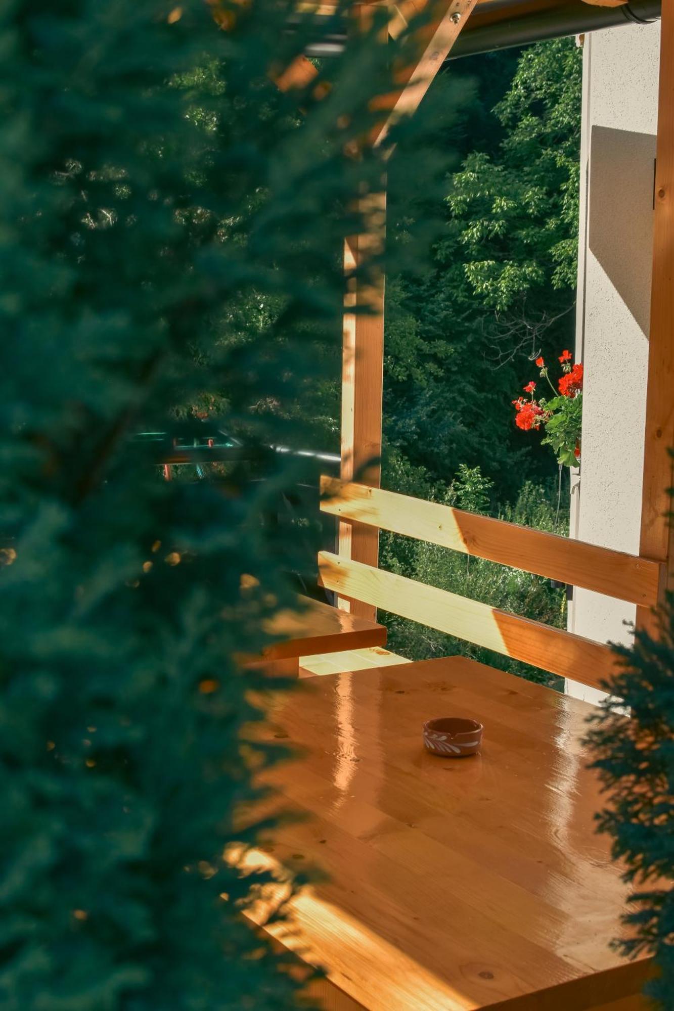 Stiv Apartmani Lukovo Luaran gambar