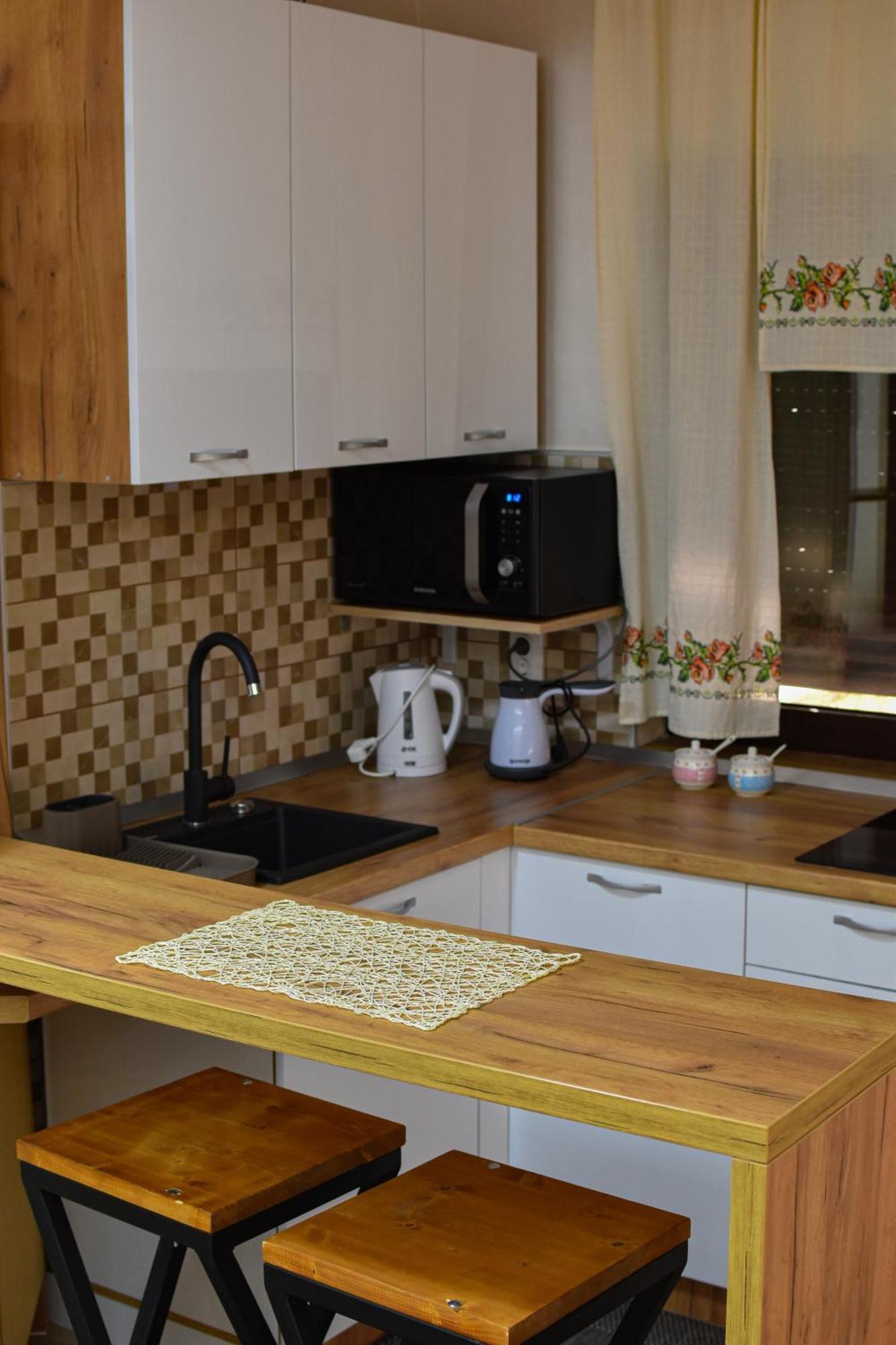 Stiv Apartmani Lukovo Luaran gambar