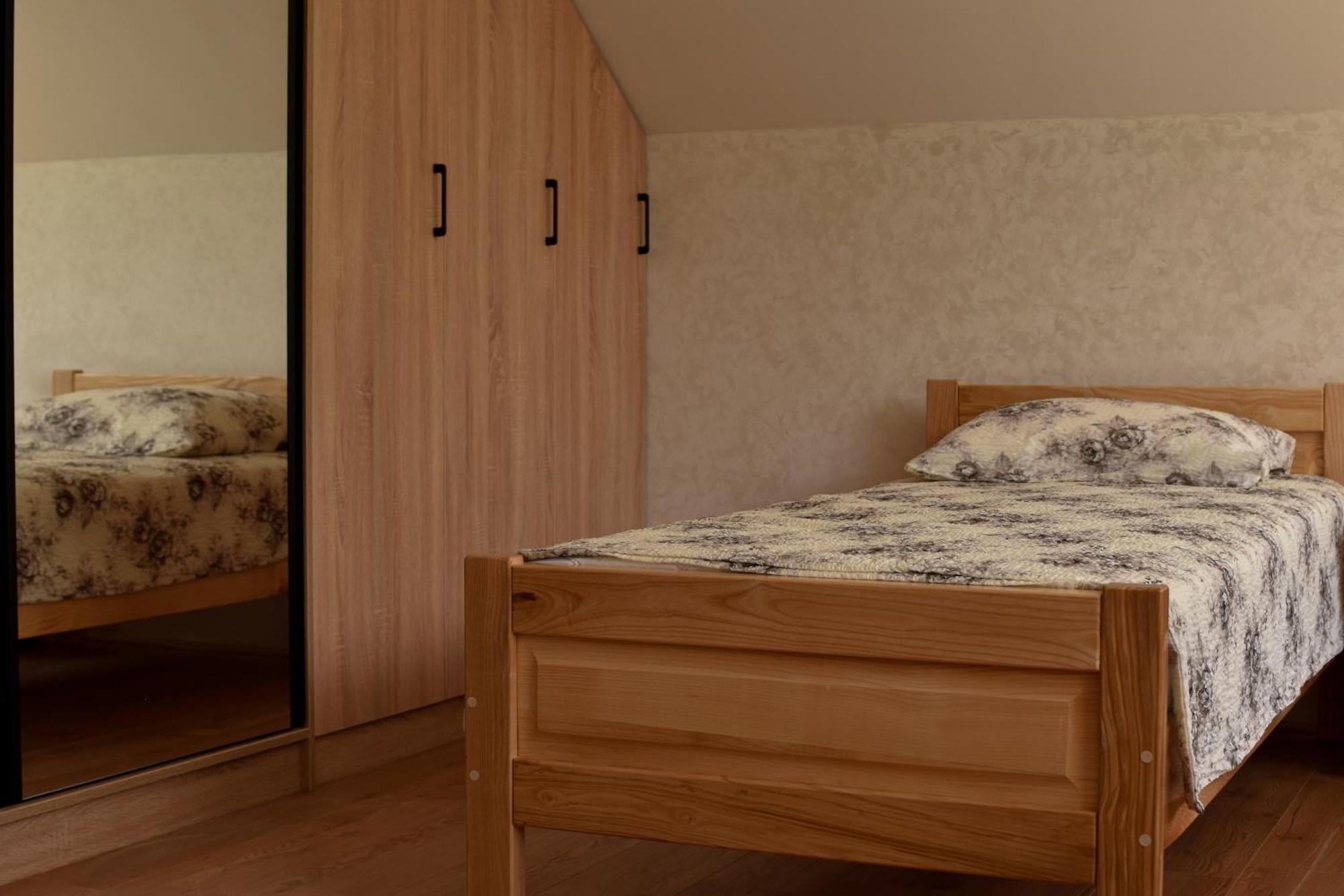 Stiv Apartmani Lukovo Luaran gambar
